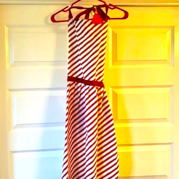 NWT COTERIE STUDIO Kitchen Apron Red White Candy Stripes - Picture 1 of 6